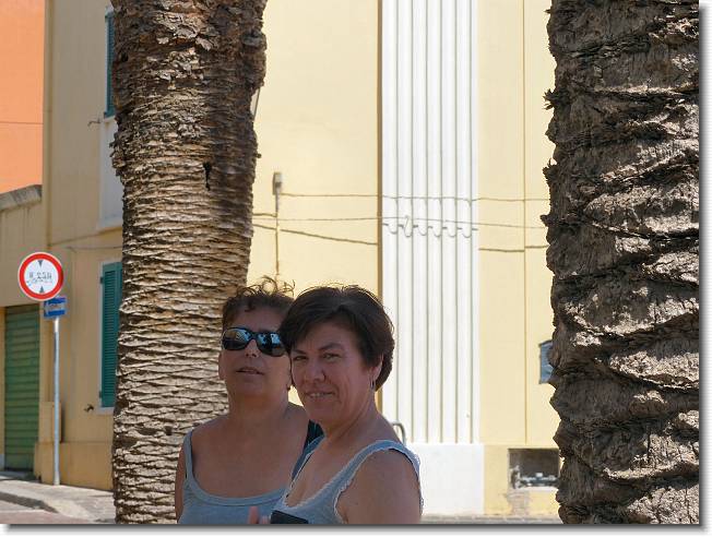 Clicca per scorrere le foto originali ingrandite