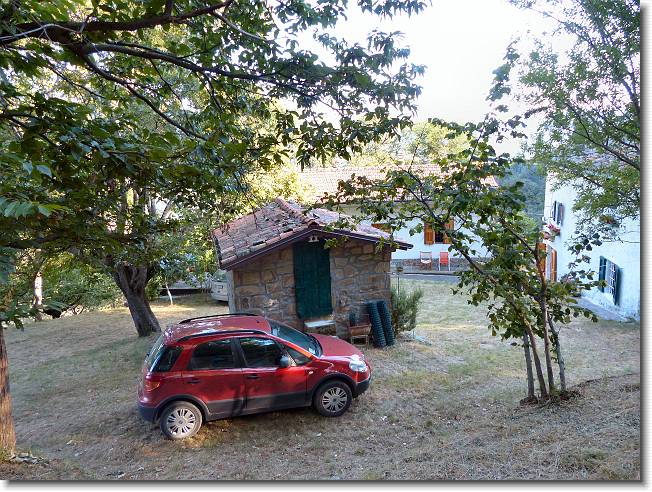 Clicca per scorrere le foto originali ingrandite
