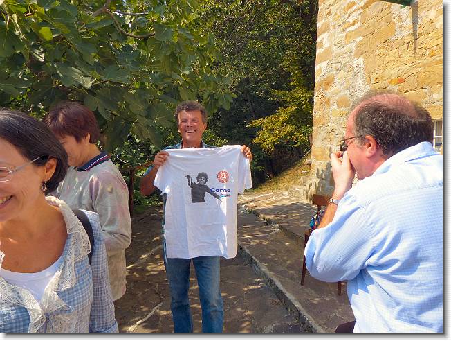 Clicca per scorrere le foto originali ingrandite