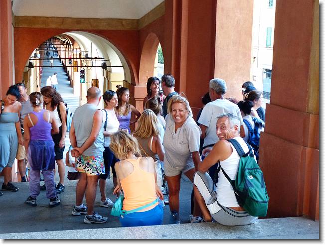 Clicca per scorrere le foto originali ingrandite