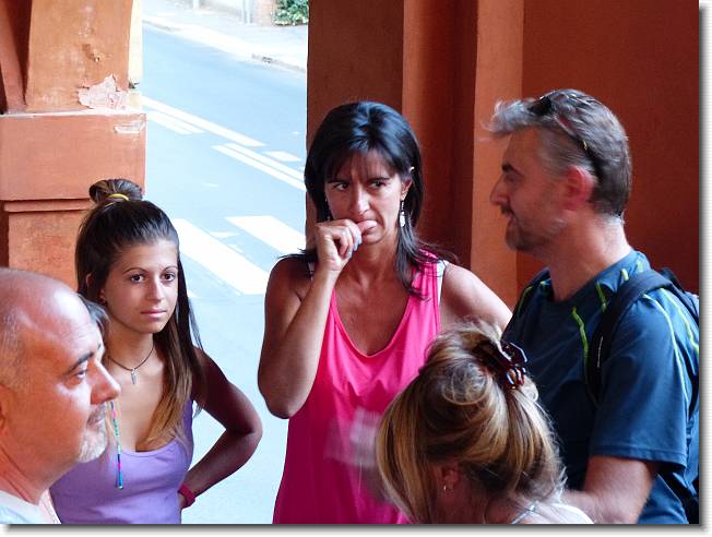 Clicca per scorrere le foto originali ingrandite