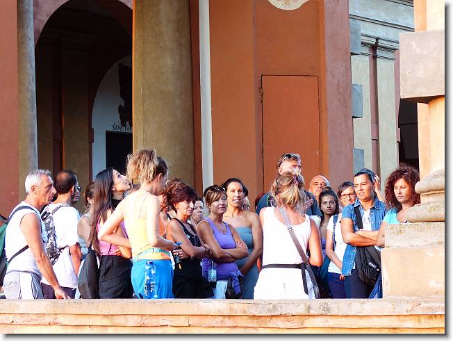 Clicca per scorrere le foto originali ingrandite