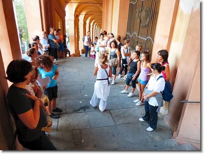 Clicca per scorrere le foto originali ingrandite