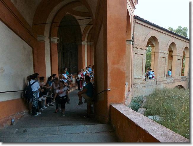 Clicca per scorrere le foto originali ingrandite
