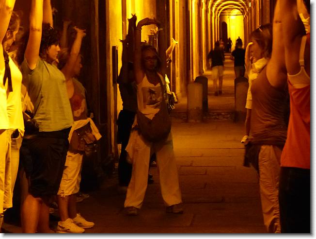 Clicca per scorrere le foto originali ingrandite