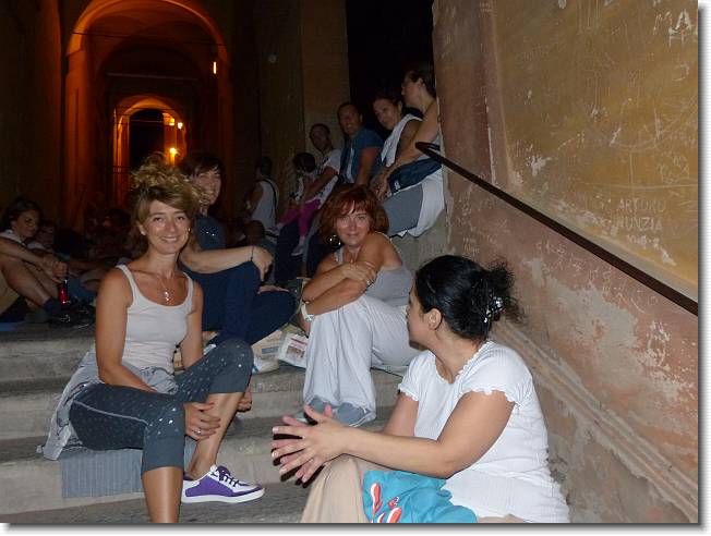 Clicca per scorrere le foto originali ingrandite