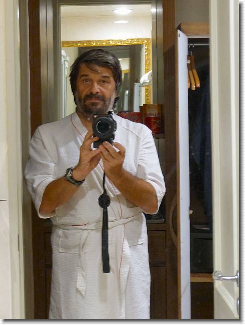 Clicca per scorrere le foto originali ingrandite