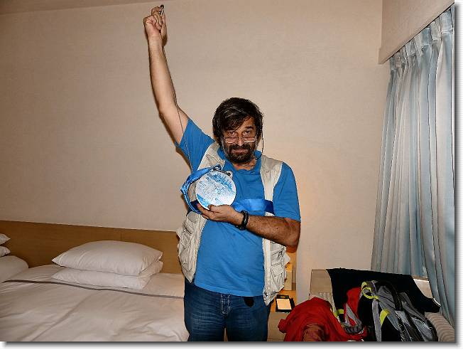 Clicca per scorrere le foto originali ingrandite