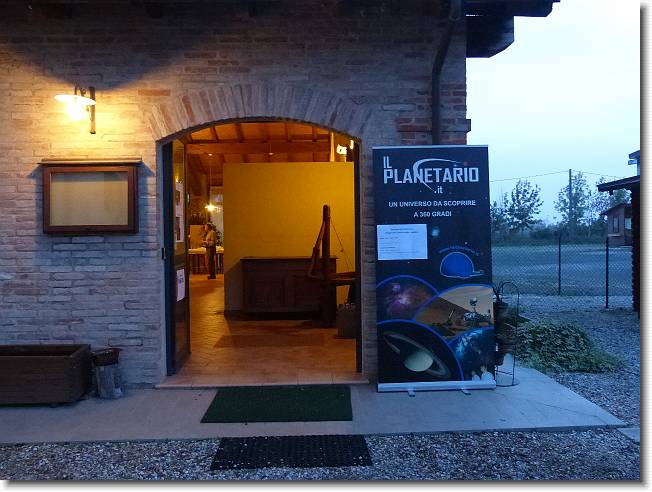 Clicca per scorrere le foto originali ingrandite