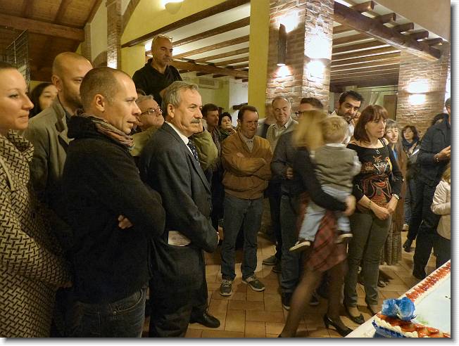 Clicca per scorrere le foto originali ingrandite