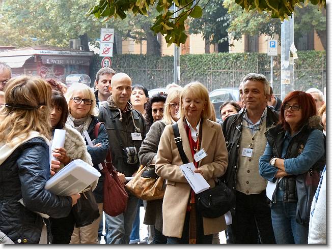 Clicca per scorrere le foto originali ingrandite