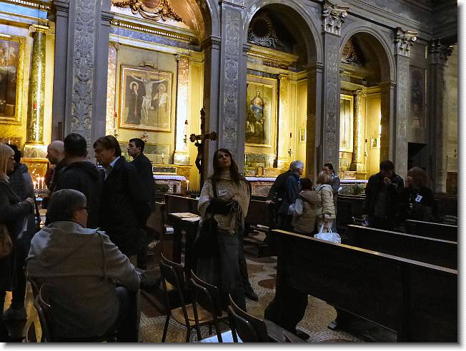 Clicca per scorrere le foto originali ingrandite