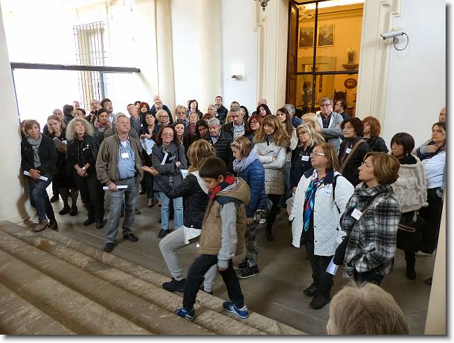 Clicca per scorrere le foto originali ingrandite