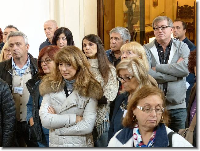 Clicca per scorrere le foto originali ingrandite
