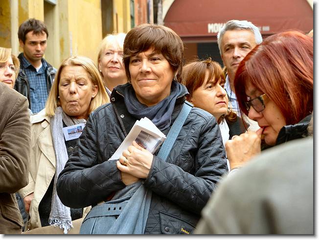 Clicca per scorrere le foto originali ingrandite