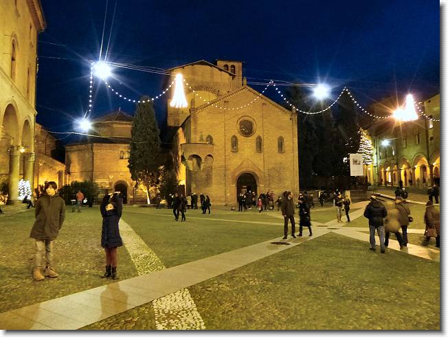 Clicca per scorrere le foto originali ingrandite