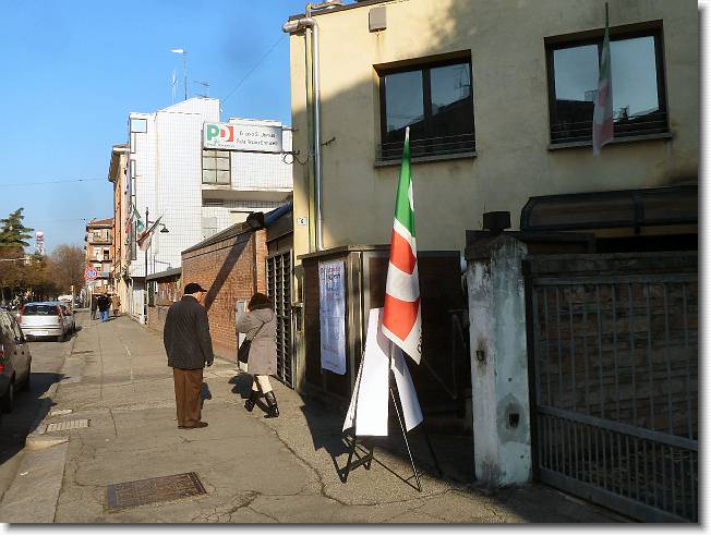 Clicca per scorrere le foto originali ingrandite