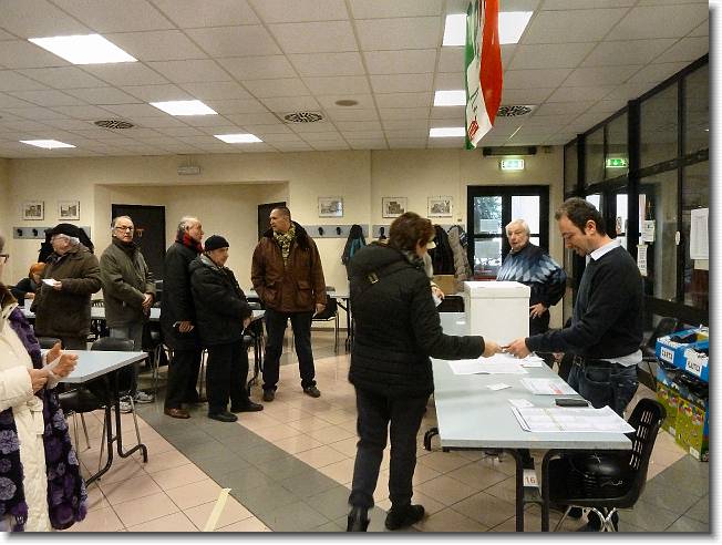 Clicca per scorrere le foto originali ingrandite
