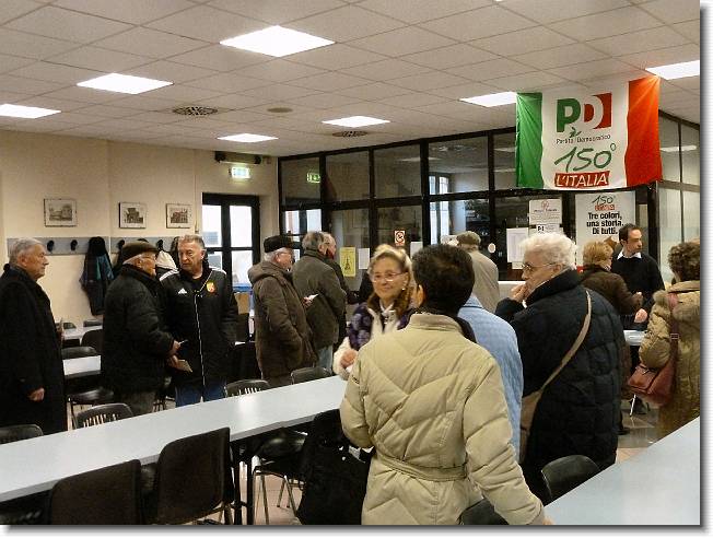 Clicca per scorrere le foto originali ingrandite