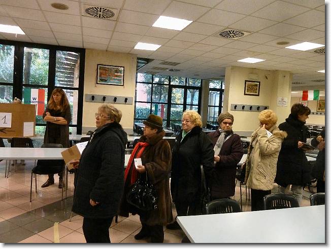 Clicca per scorrere le foto originali ingrandite