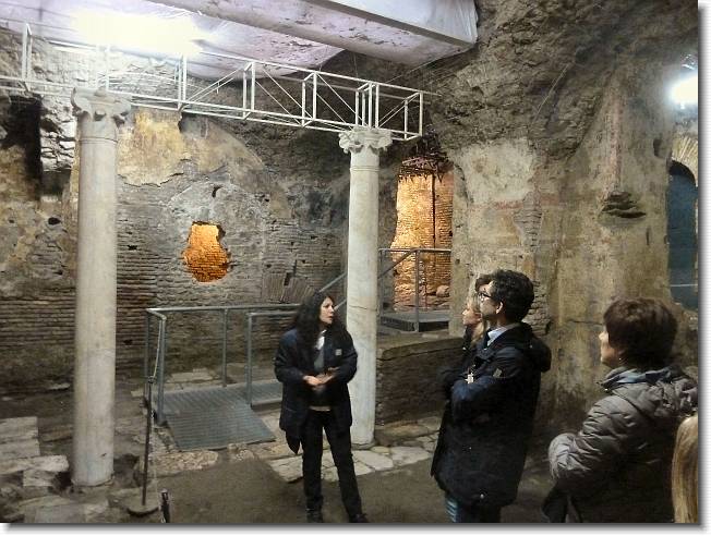 Clicca per scorrere le foto originali ingrandite