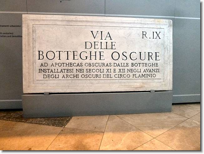 Clicca per scorrere le foto originali ingrandite