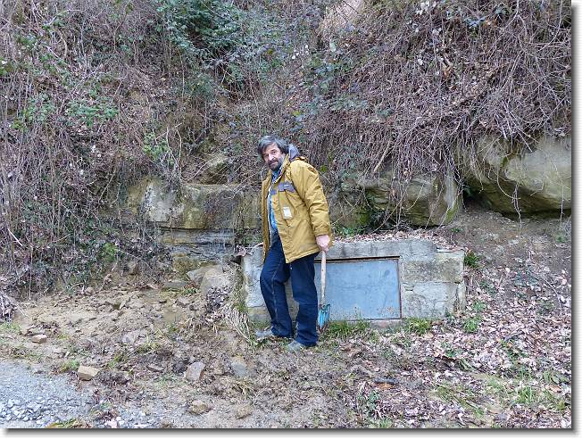 Clicca per scorrere le foto originali ingrandite