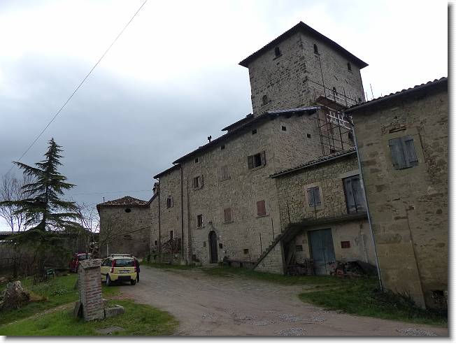 Clicca per scorrere le foto originali ingrandite