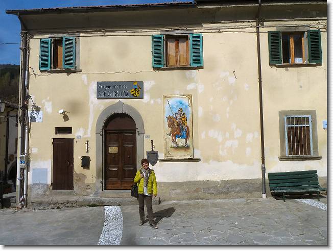 Clicca per scorrere le foto originali ingrandite