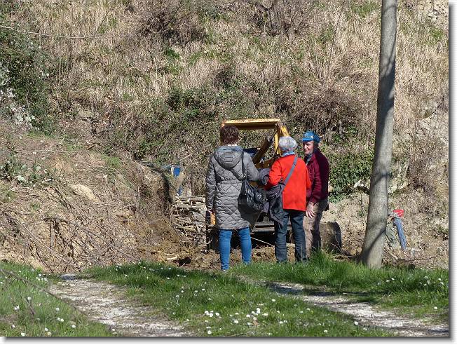 Clicca per scorrere le foto originali ingrandite