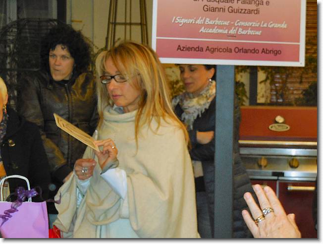Clicca per scorrere le foto originali ingrandite