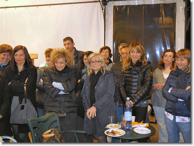 Clicca per scorrere le foto originali ingrandite