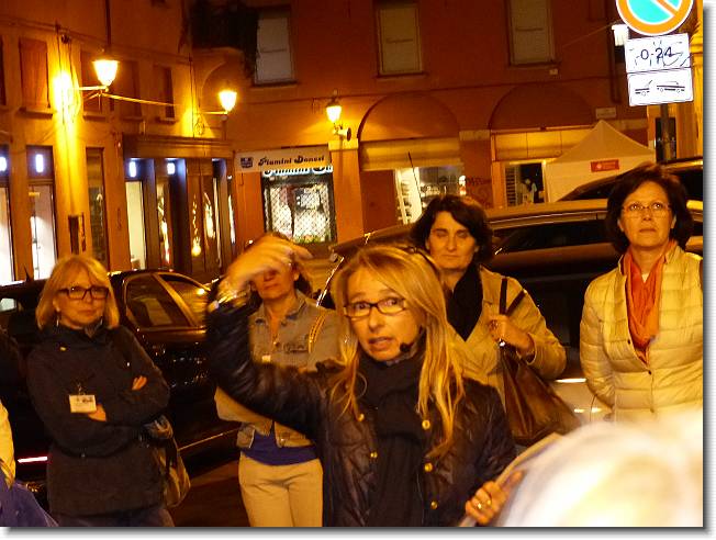 Clicca per scorrere le foto originali ingrandite
