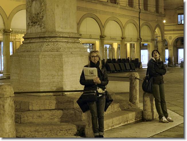 Clicca per scorrere le foto originali ingrandite