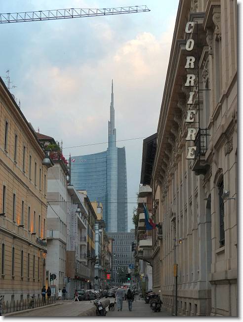 Clicca per scorrere le foto originali ingrandite