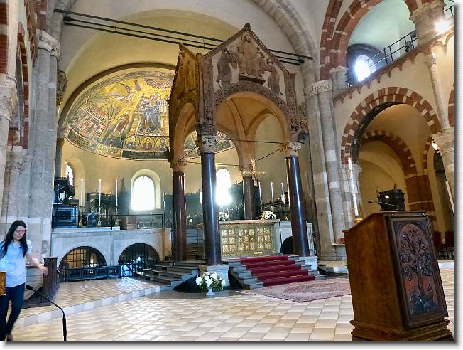 Clicca per scorrere le foto originali ingrandite