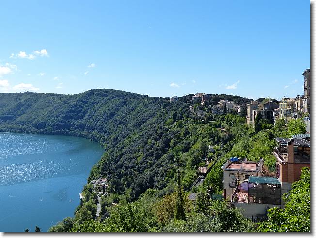 Clicca per scorrere le foto originali ingrandite