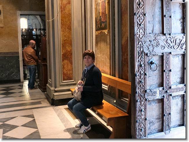 Clicca per scorrere le foto originali ingrandite