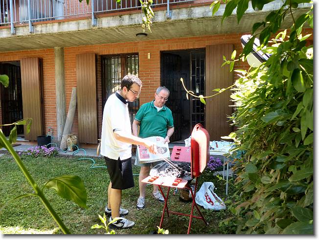 Clicca per scorrere le foto originali ingrandite