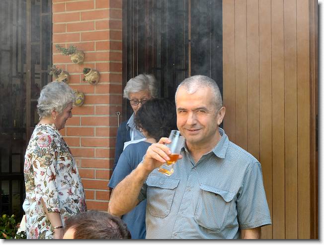 Clicca per scorrere le foto originali ingrandite