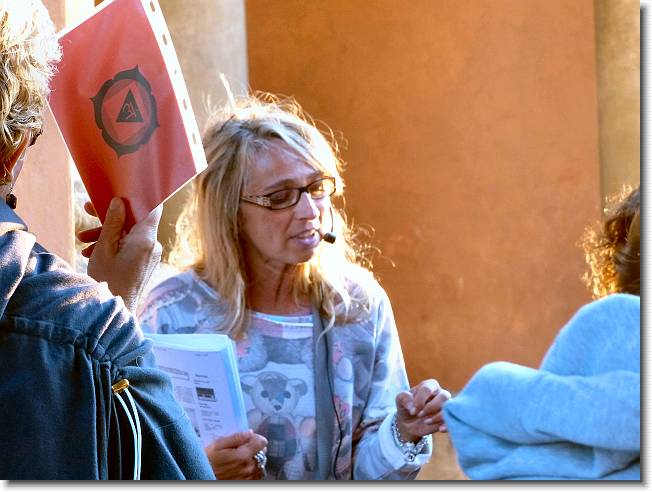 Clicca per scorrere le foto originali ingrandite