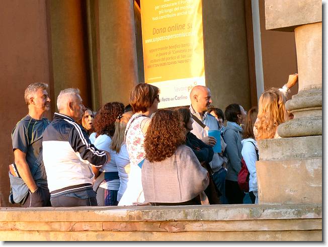 Clicca per scorrere le foto originali ingrandite