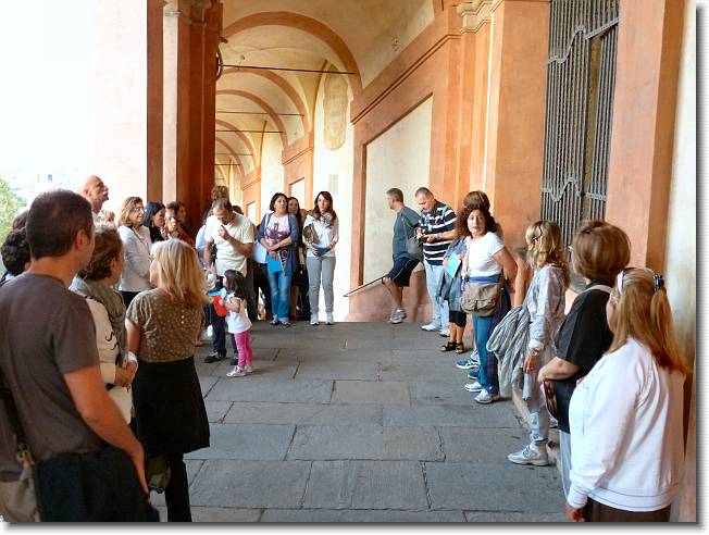 Clicca per scorrere le foto originali ingrandite