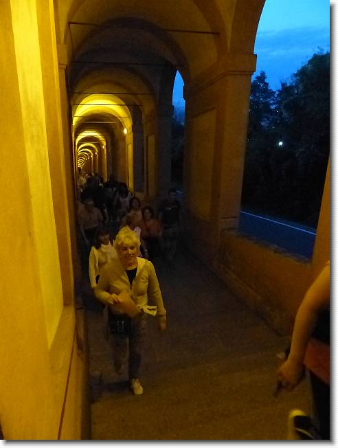 Clicca per scorrere le foto originali ingrandite