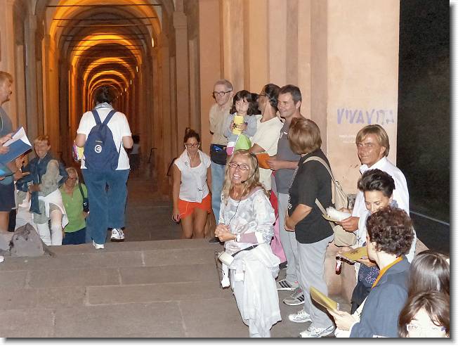 Clicca per scorrere le foto originali ingrandite