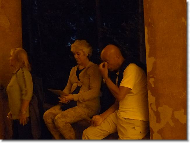 Clicca per scorrere le foto originali ingrandite