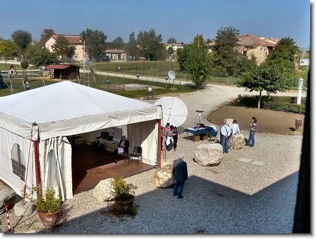 Clicca per scorrere le foto originali ingrandite