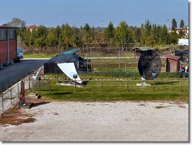 Clicca per scorrere le foto originali ingrandite