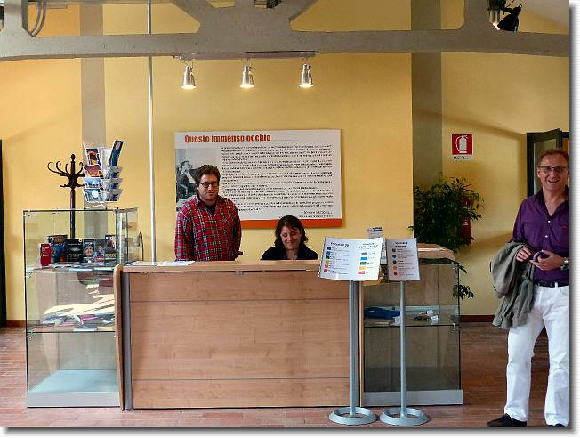 Clicca per scorrere le foto originali ingrandite