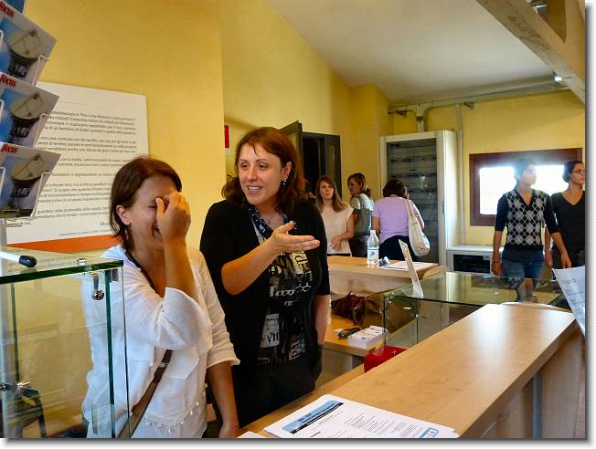 Clicca per scorrere le foto originali ingrandite